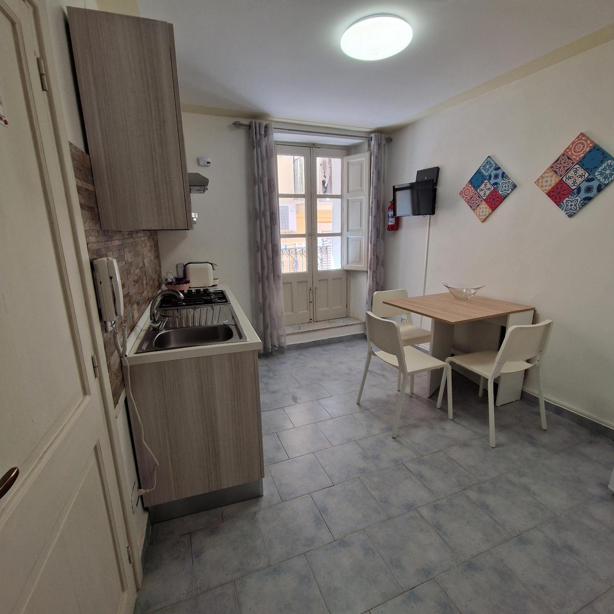 Rocksea Apartments Cefalù Exteriör bild